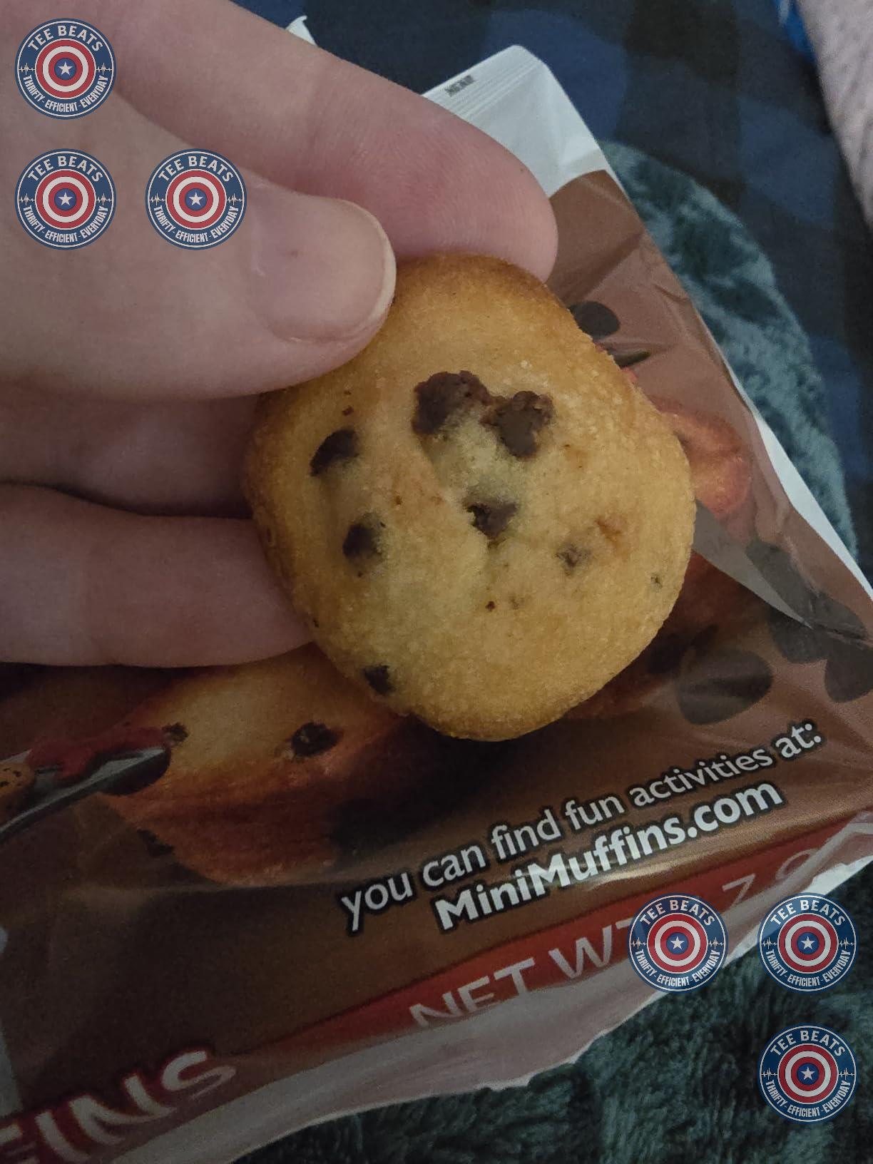 Little_Debbie_Birthday_Cake_Mini_Muffins,_5_Pouches,_8.44_OZ_Box