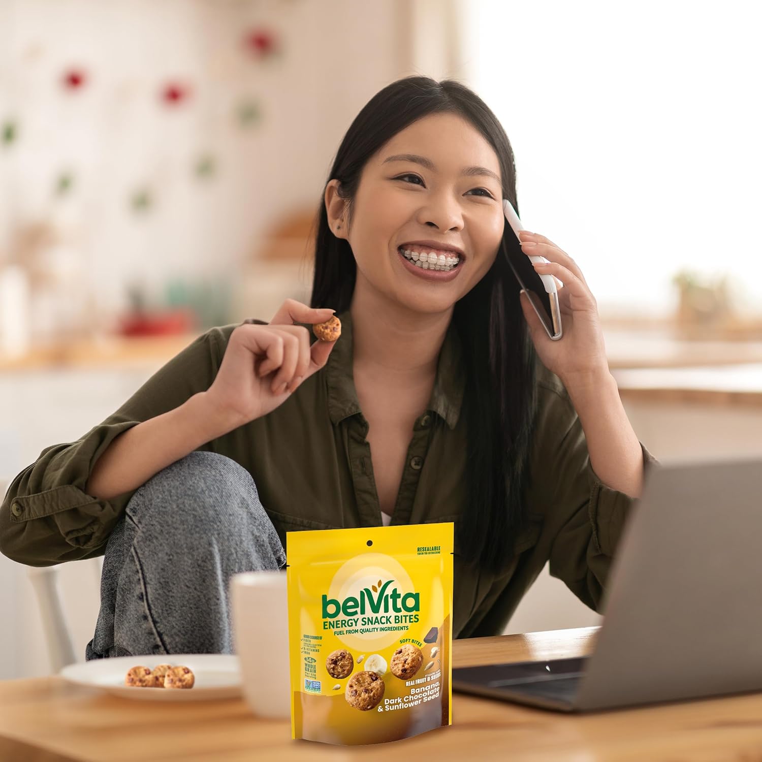 belVita Banana Dark Chocolate Snack Bites – Mindful Midday Refuel with No Artificial Sweeteners, Soft-Baked 5 oz