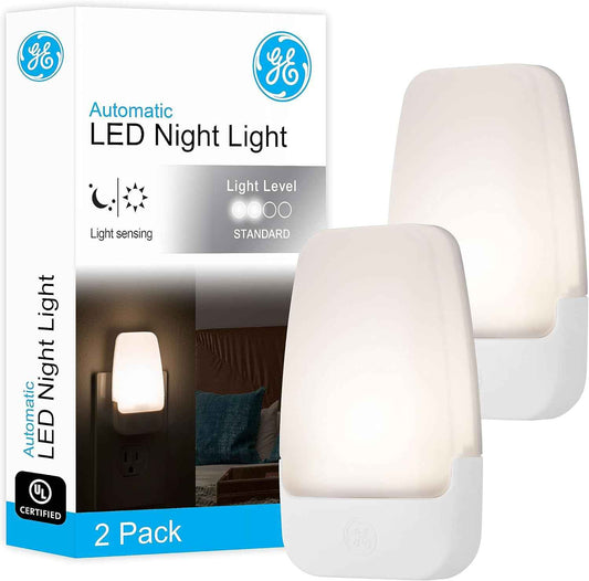 GE LED Night Light – Flameless Dusk-to-Dawn Plug-in for Hallway and Bathroom Safety
