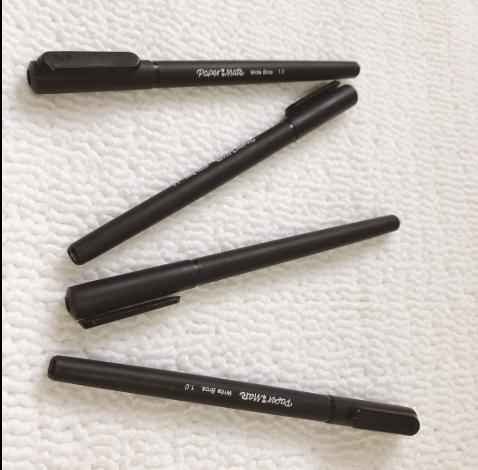 Paper Mate Write Bros Stick Pen – Jacket Pocket and Kitchen Drawer Everyday Carry, Medium Point Black 8 Pack