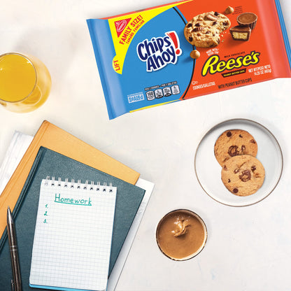 CHIPS AHOY! Reese's Peanut Butter Cup Cookies, Shareable Resealable Pouch for Long Study Sessions and Focus Breaks