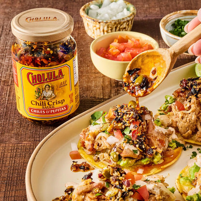 Cholula Crunchy Chili Crisp Sauce – Weeknight Dinner Shortcut for Busy Apartment Kitchens, 8 oz