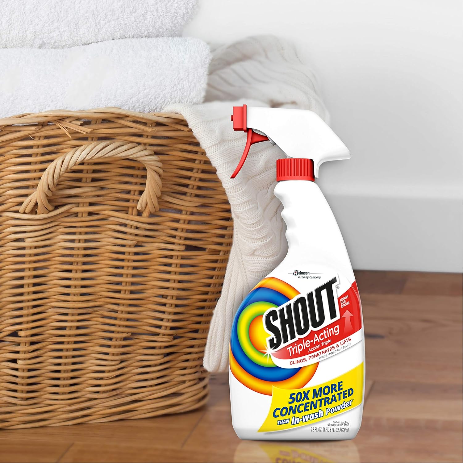 Shout_Active_Enzyme_Laundry_Stain_Remover_Spray,_Triple-Acting_Formula_Clings_and_Lifts_100+_Types_of_Everyday_Stains_-_Prewash_Spray_22oz