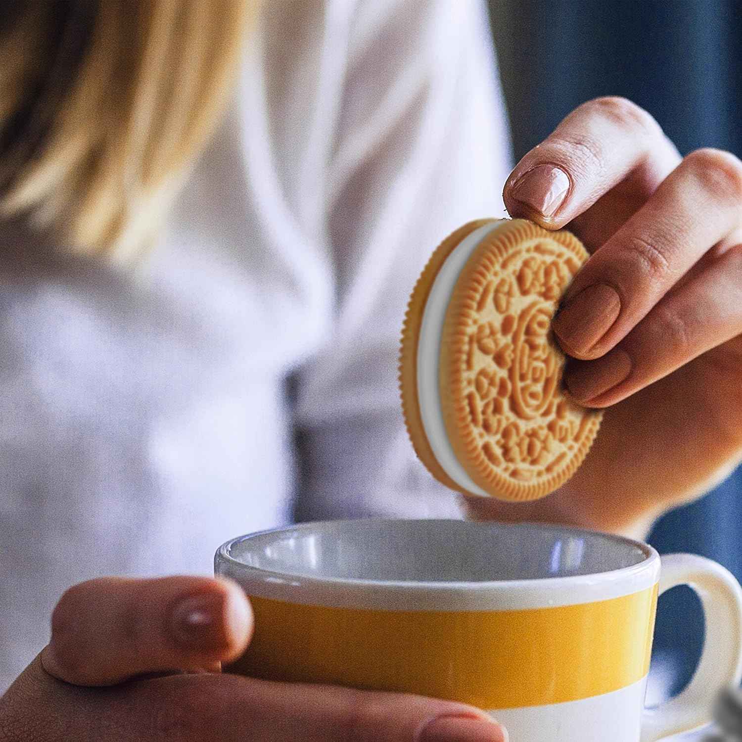 OREO Double Stuf Golden Sandwich Cookies for Picnic Baskets and Park Outings, Party Size 24.95 oz
