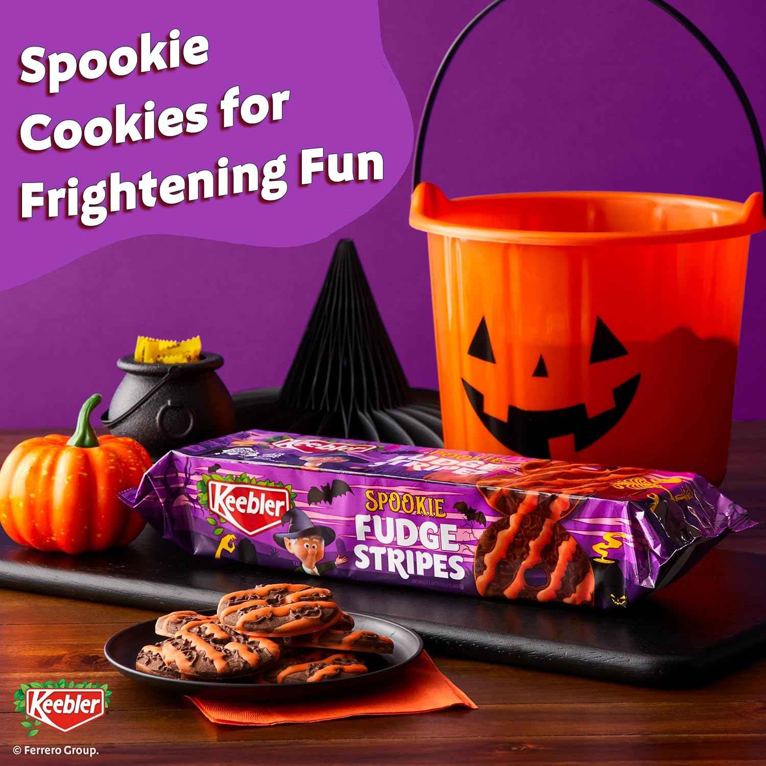 Keebler Spookie Fudge Stripes Cookies – Portable Halloween Snack for Family Zoo Outings and Scavenger Hunts, 9.5 oz