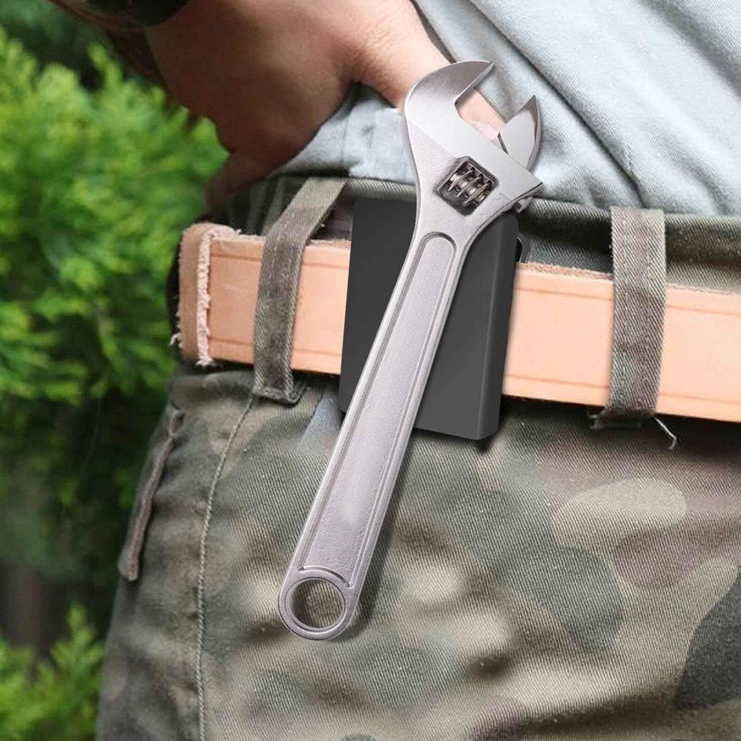 Magnetic Belt Tool Clip – Drop-Free Holding for Ladder Work, Prevents Falling Tools and Foot Injuries Below