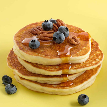 Betty Crocker Shake 'n Pour Buttermilk Pancake Mix – Minimalist Breakfast Solution for Capsule Pantry and Tiny Kitchens