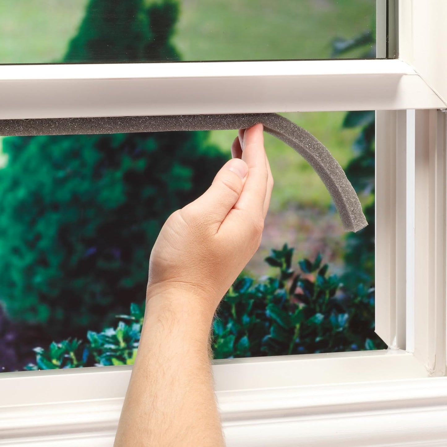 M-D Building Products Foam Window Seal – Kid and Pet-Safe Home Sealing for Drafty Doors, 3/8 in. x 1/2 in. x 17 ft