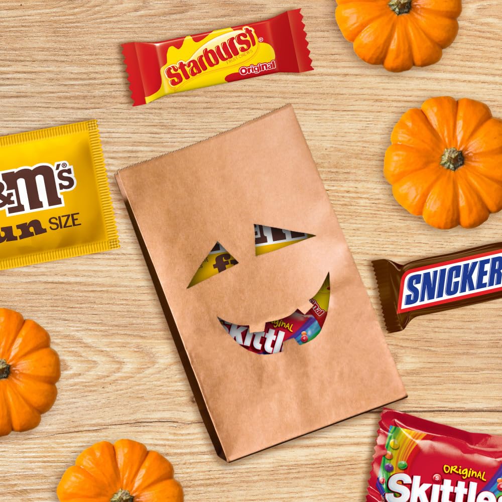 M&M'S Peanut, SNICKERS, STARBURST & SKITTLES Fun Size Halloween Candy for Festive Dessert Table Styling, 19.44 oz Bulk Variety