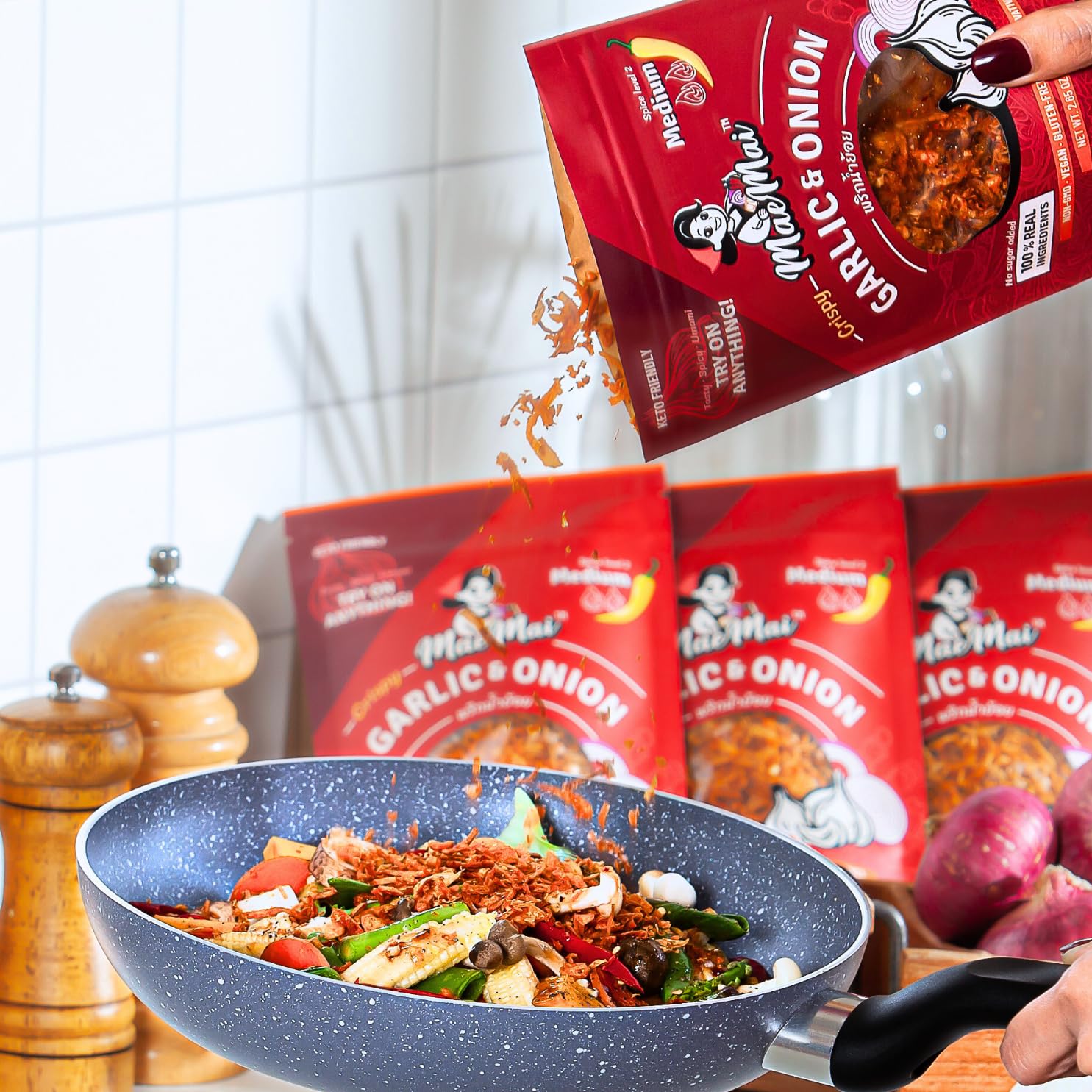 MaeMai Medium Spice Crispy Thai Onion & Garlic Flakes - Thoughtful Gourmet Food Gift for Spice Lovers and Home Chefs