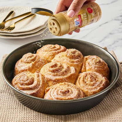 McCormick Finishing Sugar – Cozy Holiday Countertop Decor for the Coffee Bar, Compact Seasonal Shaker Bottle