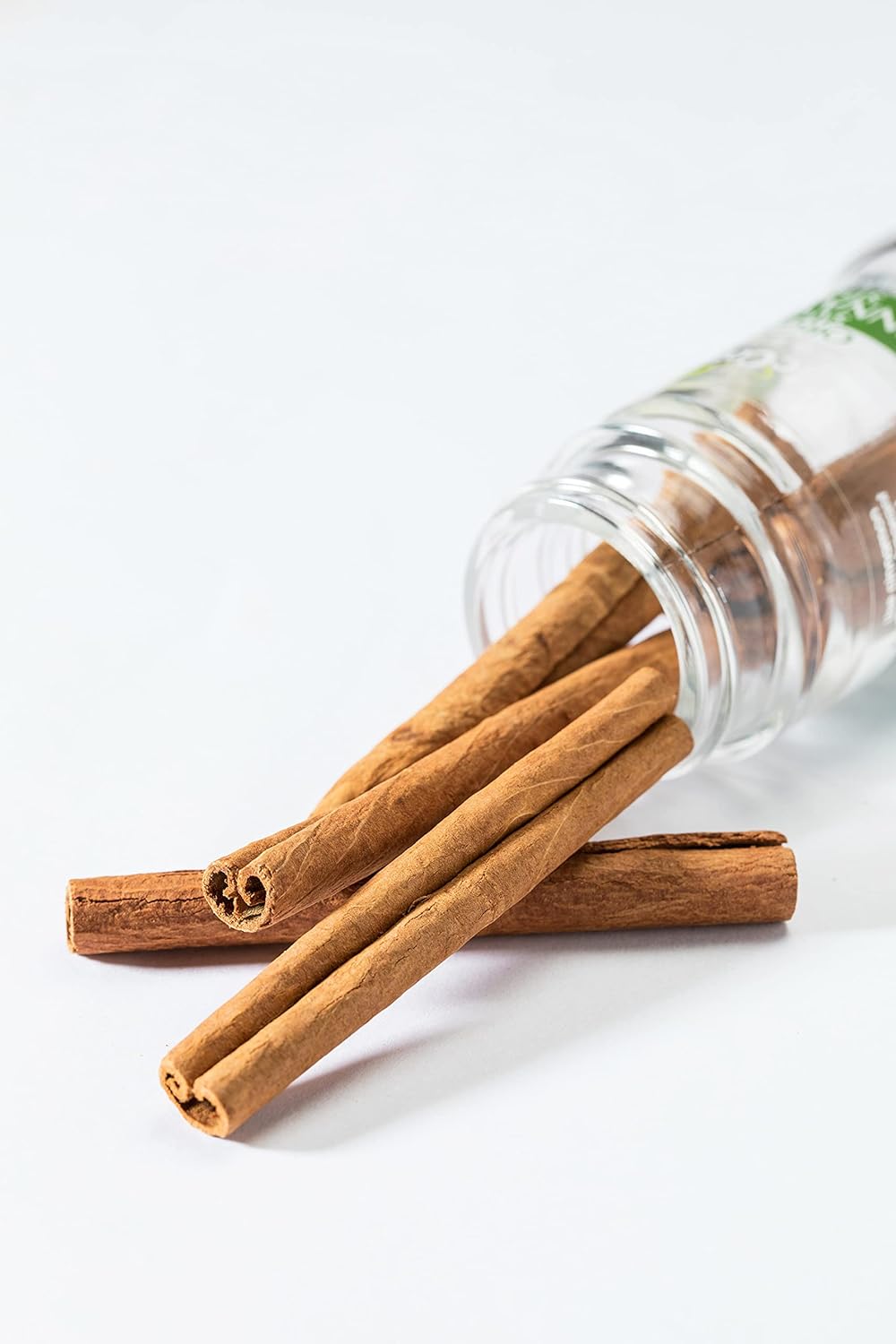 McCormick Gourmet Organic Saigon Cinnamon – Thoughtful Gourmet Gift for Home Cooks and Foodies
