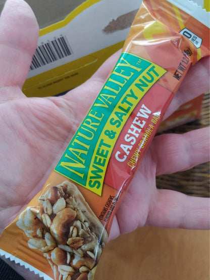 Nature Valley Sweet and Salty Nut Cashew Granola Bars – Lunchbox Snack Safe for School and Playroom