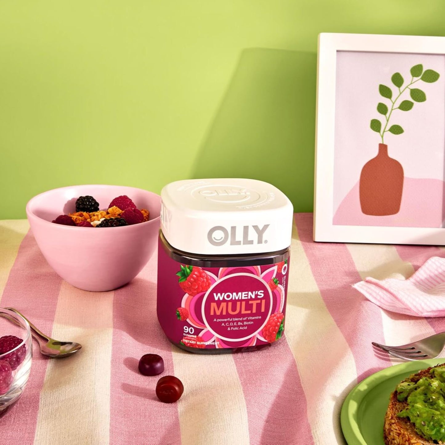OLLY Women's Multivitamin Gummy – Clean Label Daily Vitamin for Intentional Routines, 90 Count