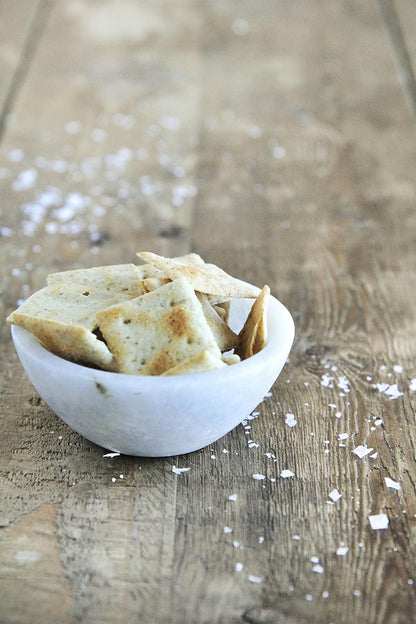 Simple Mills Almond Flour Crackers – Thoughtful Housewarming Gift for Healthy Hosts