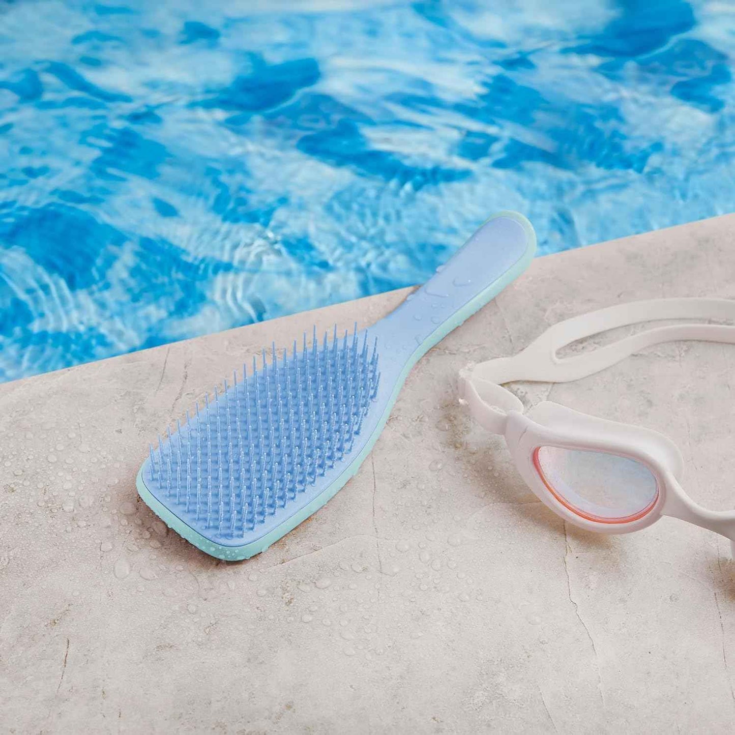 Tangle Teezer Ultimate Detangler Brush – Wind-Down Vanity Essential, Scalp-Friendly Detangling After Warm Showers