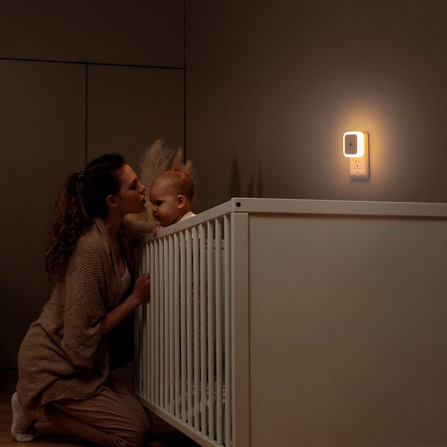 Sujeet Night Light 8-Pack – Warm White and Color LED Accent Lighting for Bedroom, Living Room, and Kitchen Ambiance