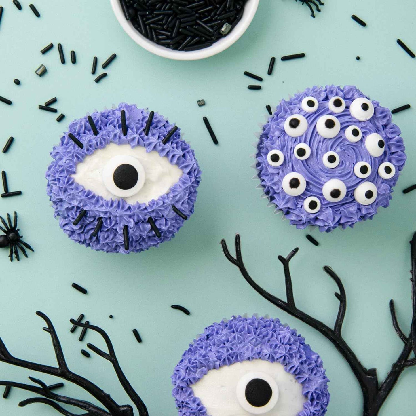 Sweets Indeed Halloween Eyeball Tacklebox – Portable Edible Candy Eyes for Outdoor Halloween Party Dessert Tables