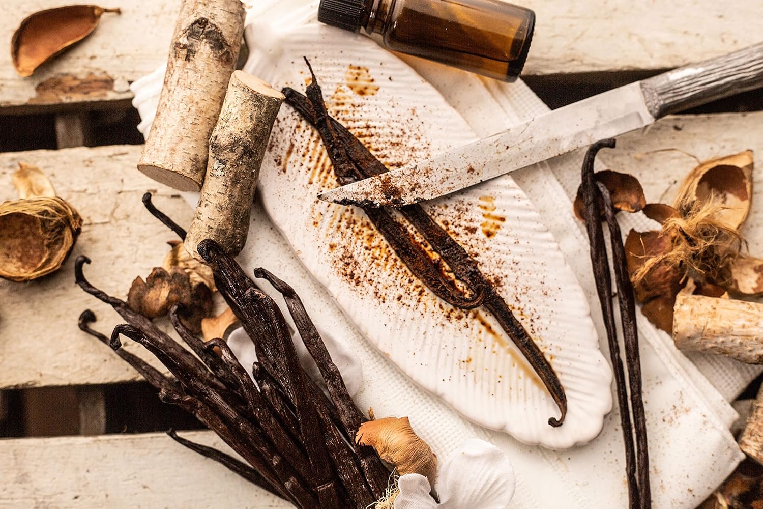 Vanilla Extract Co. Vanilla Beans – Simple Two-Ingredient Extract for the Intentional Home Cook